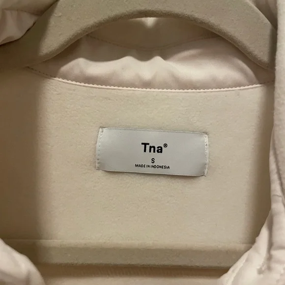 Aritzia TNA Cream Polar Shirt Jacket - Picture 3 of 3